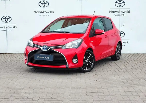 dolnośląskie Toyota Yaris cena 46900 przebieg: 154535, rok produkcji 2015 z Wałbrzych